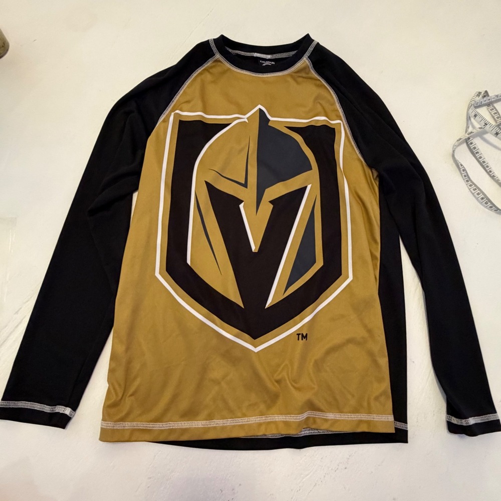 Calhoun NHL Las Vegas Golden Knights Mens Small Gold Black Long Sleeve Shirt S